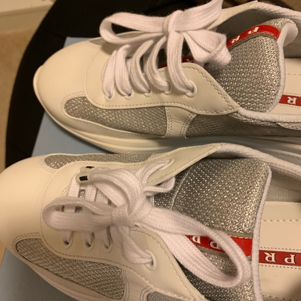 Sold Authentic Prada low top sneaker NWT size 37
